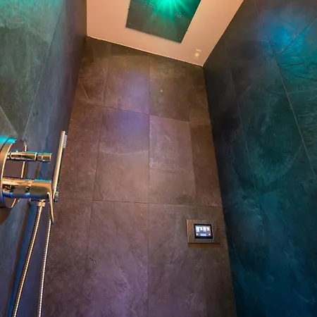 Hotel Bucaneve Malosco